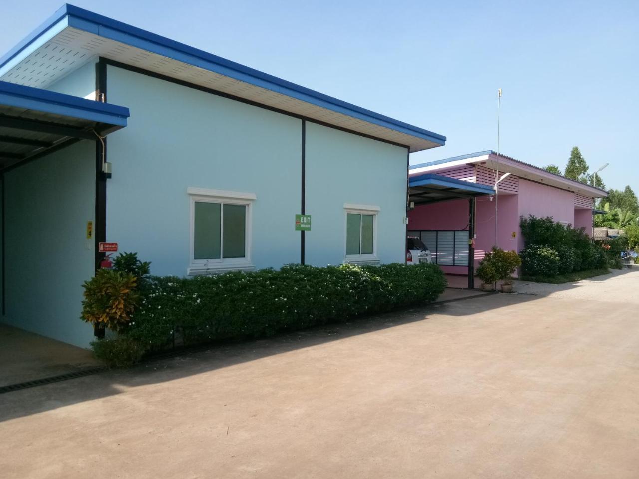 Hi Tech Resort Kabin Buri Exterior foto