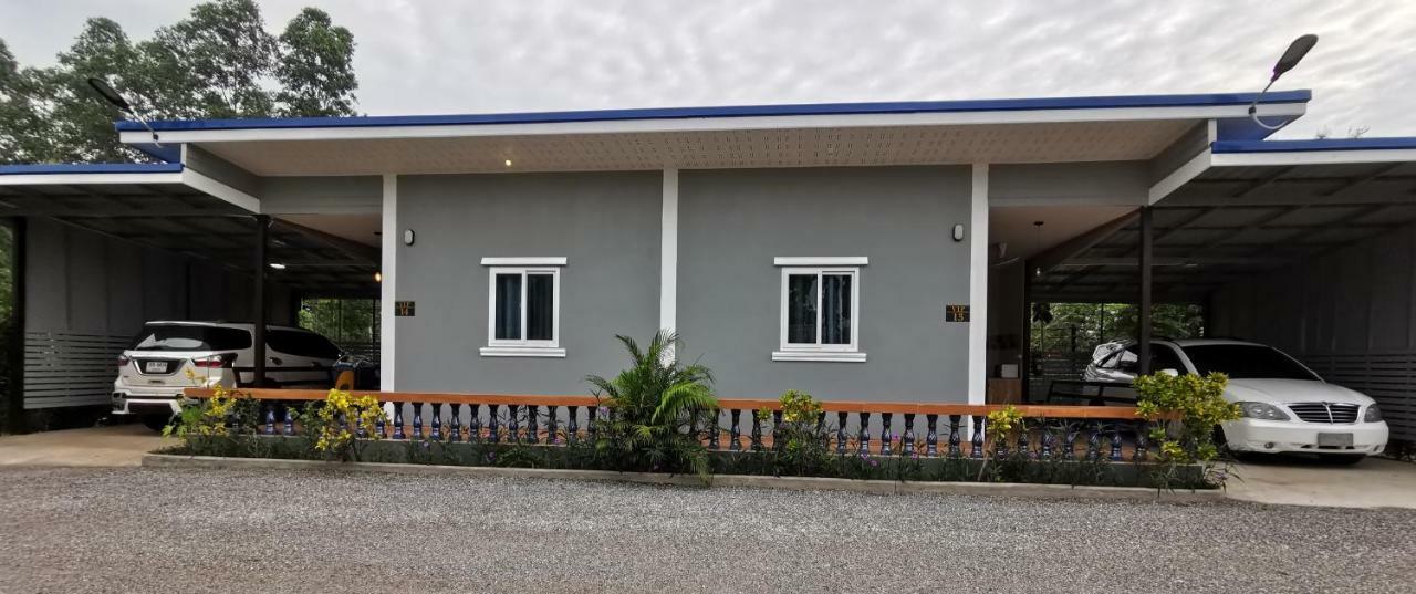 Hi Tech Resort Kabin Buri Exterior foto