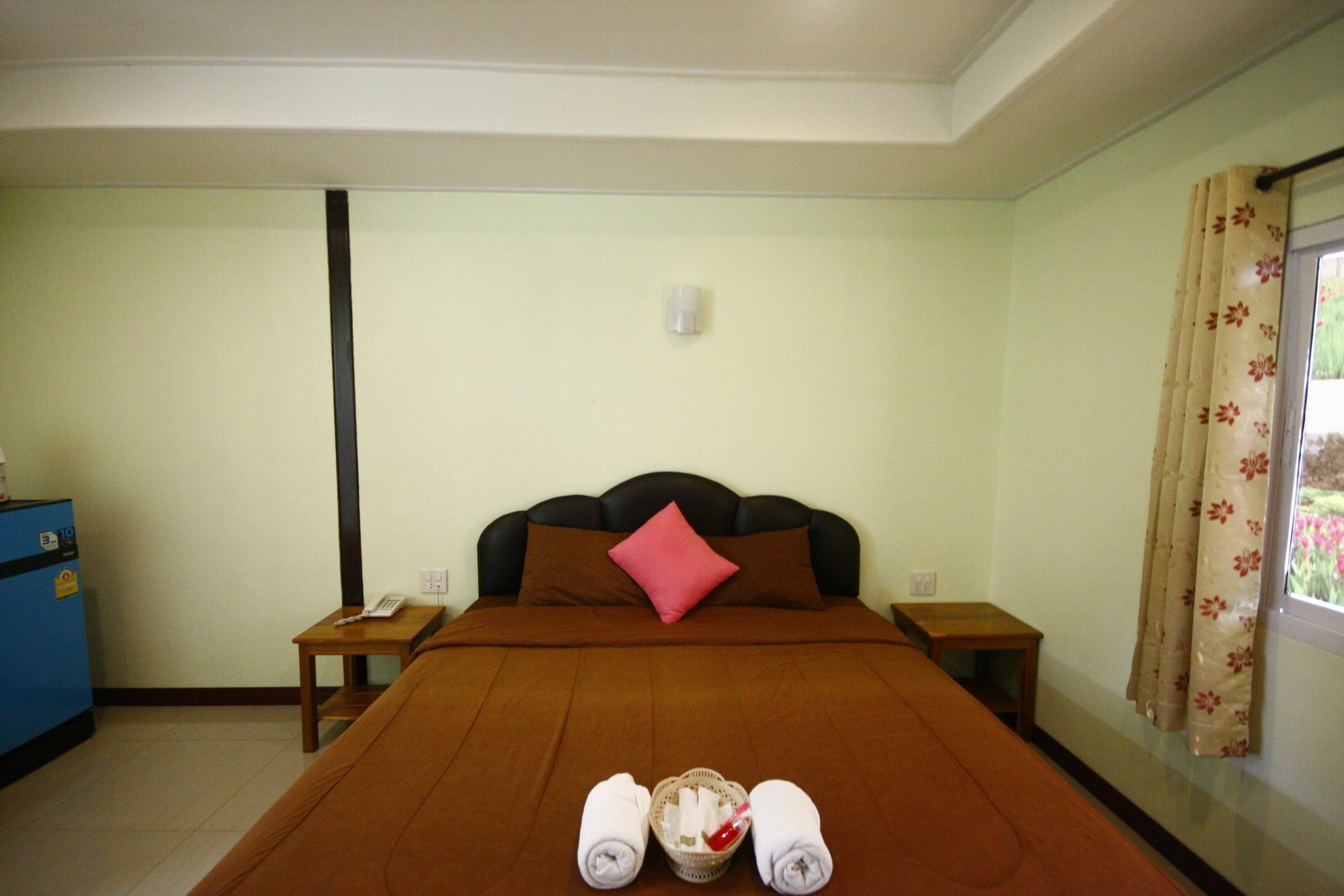 Hi Tech Resort Kabin Buri Exterior foto